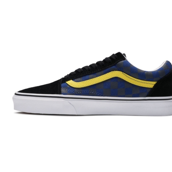 VANS Old Skool Red and Blue Checkered Sneakers - Picture 6 of 8